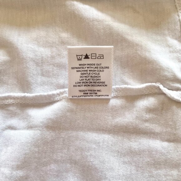 Teddy Fresh Women's Cute Teddy Bear with Bow White Tee T-Shirt Top size XS - Picture 5 of 5